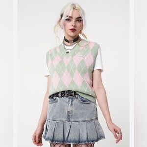 Minga London Preppy Y2K green & pink argyle sweater vest size small.